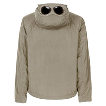 Load image into Gallery viewer, Cp Company Goggle Hooded Chrome Jacket In Cobblestone
