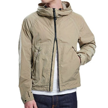 Load image into Gallery viewer, Cp Company Goggle Hooded Chrome Jacket In Cobblestone
