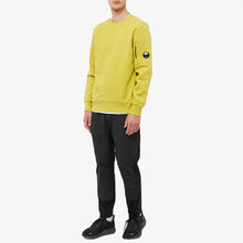 Load image into Gallery viewer, Cp Company Diagonal Raised Lens Sweatshirt Golden Palm
