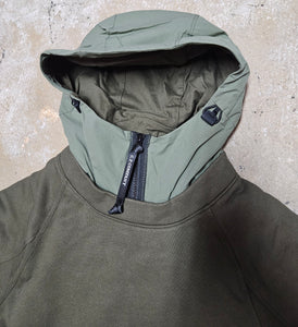 Cp Company Diagonal Raised Mixed Shell Hoodie In Ivy Green