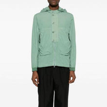 Load image into Gallery viewer, Cp Company Flatt Nylon Goggle Overshirt in Green Bay
