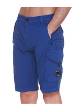 Load image into Gallery viewer, CP Company Twill Stretch Cargo Shorts In Blue Quartz

