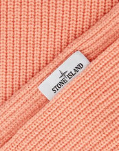 Load image into Gallery viewer, Stone Island Patch Logo Wool Scarf In Pink
