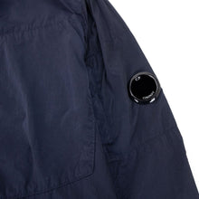 Load image into Gallery viewer, Cp Company Chrome-R Zip Lens Overshirt in Navy
