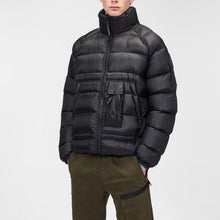 Load image into Gallery viewer, Cp Company D.D. Shell Lens Down Jacket 172A Black
