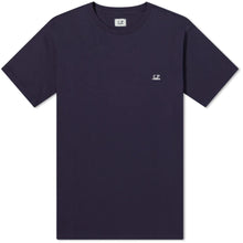 Load image into Gallery viewer, Cp Company 30/1 Jersey Goggle T-Shirt in Navy
