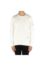 Load image into Gallery viewer, Cp Company Metropolis Series Crewneck Sweatshirt in White
