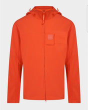 Load image into Gallery viewer, Cp Company Metropolis Soft Shell Jacket in Fiery Red
