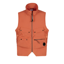 Load image into Gallery viewer, Cp Company Shell-R Lens Gilet Harvest Pumpkin
