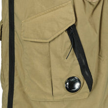 Load image into Gallery viewer, CP Company Taylon P Gilet In Sand
